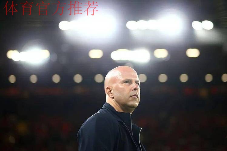 利物浦头疼？33岁功勋已成毒瘤！过人0成功+空门不进，仍稳坐主力